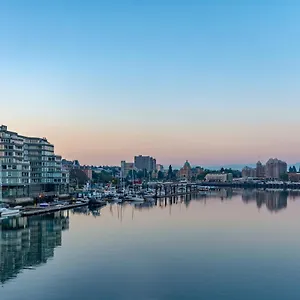 Regent Waterfront & 3*, Victoria Kanada