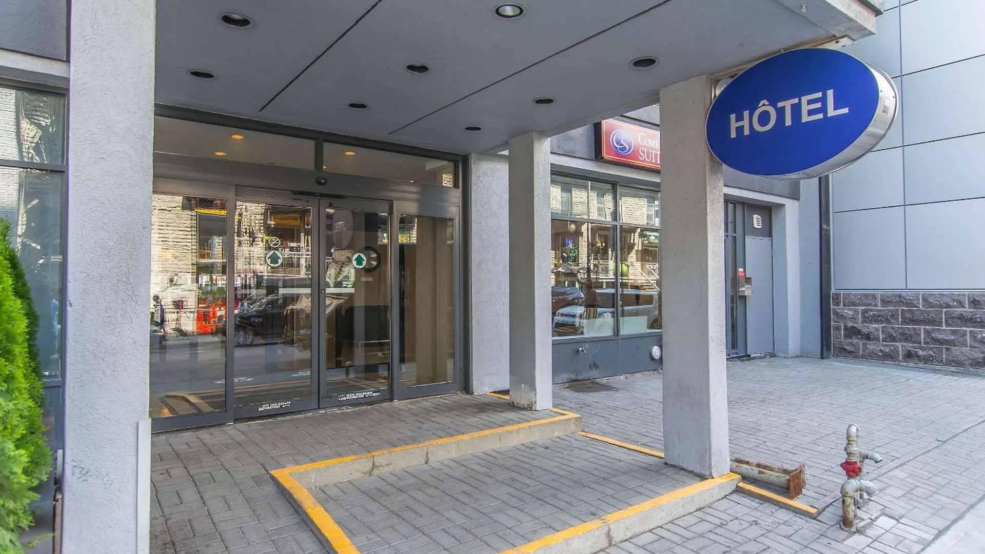 *** Hotel Comfort Suites Downtown Montreal Canada