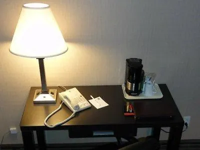 Comfort Suites Downtown Montreal