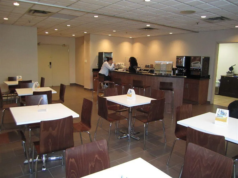 Comfort Suites Downtown Montreal Canada