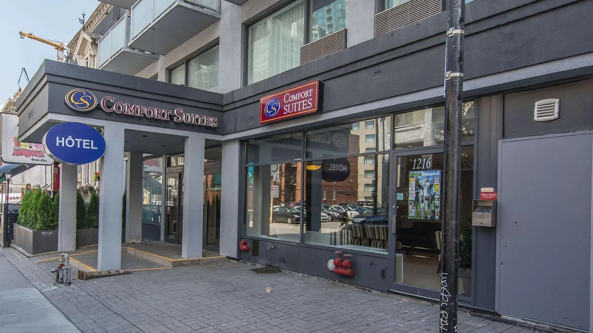 Comfort Suites Downtown Montréal